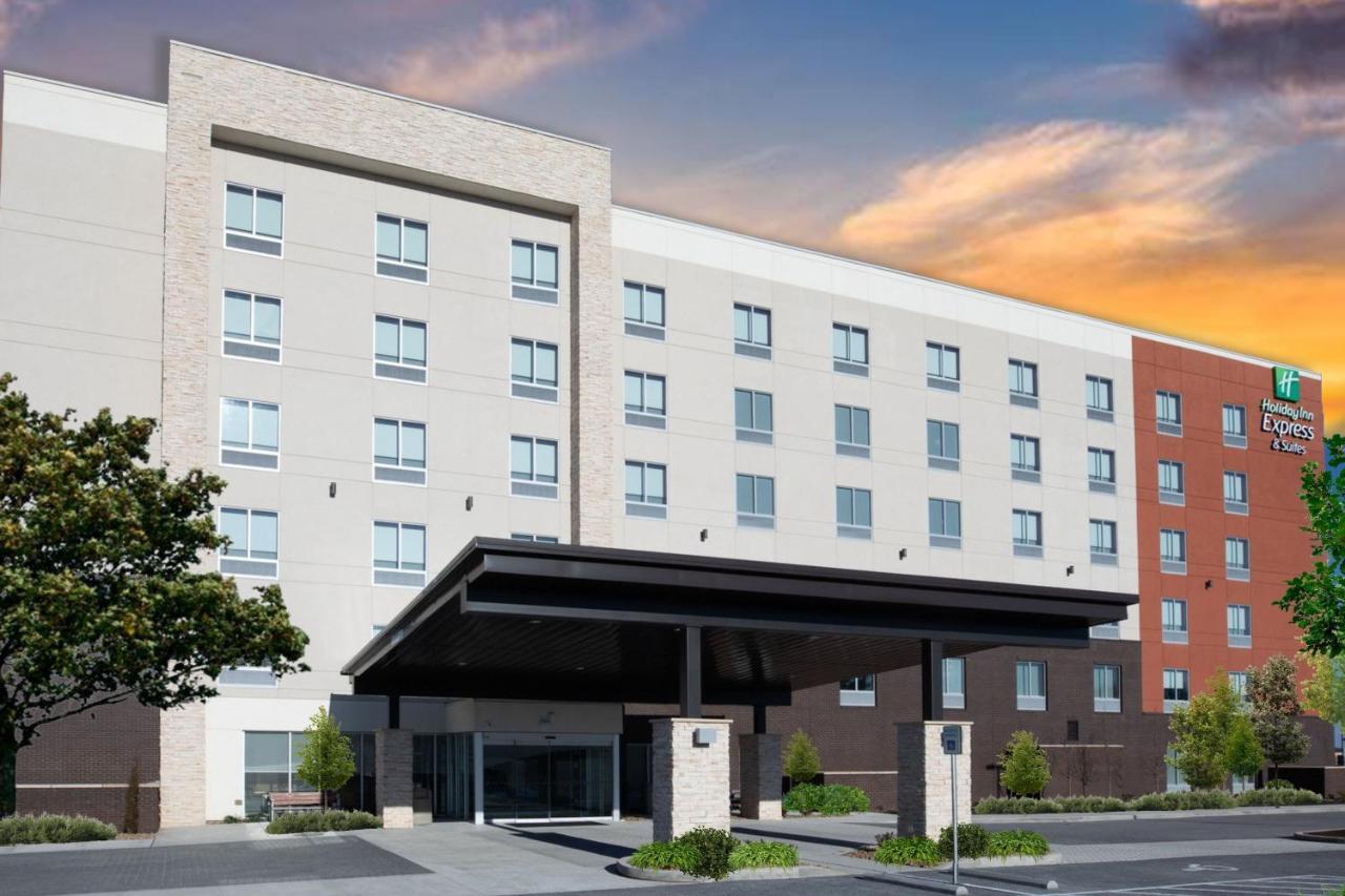 Holiday Inn Express & Suites - Nashville Metrocenter Downtown, An Ihg Hotel Exterior photo